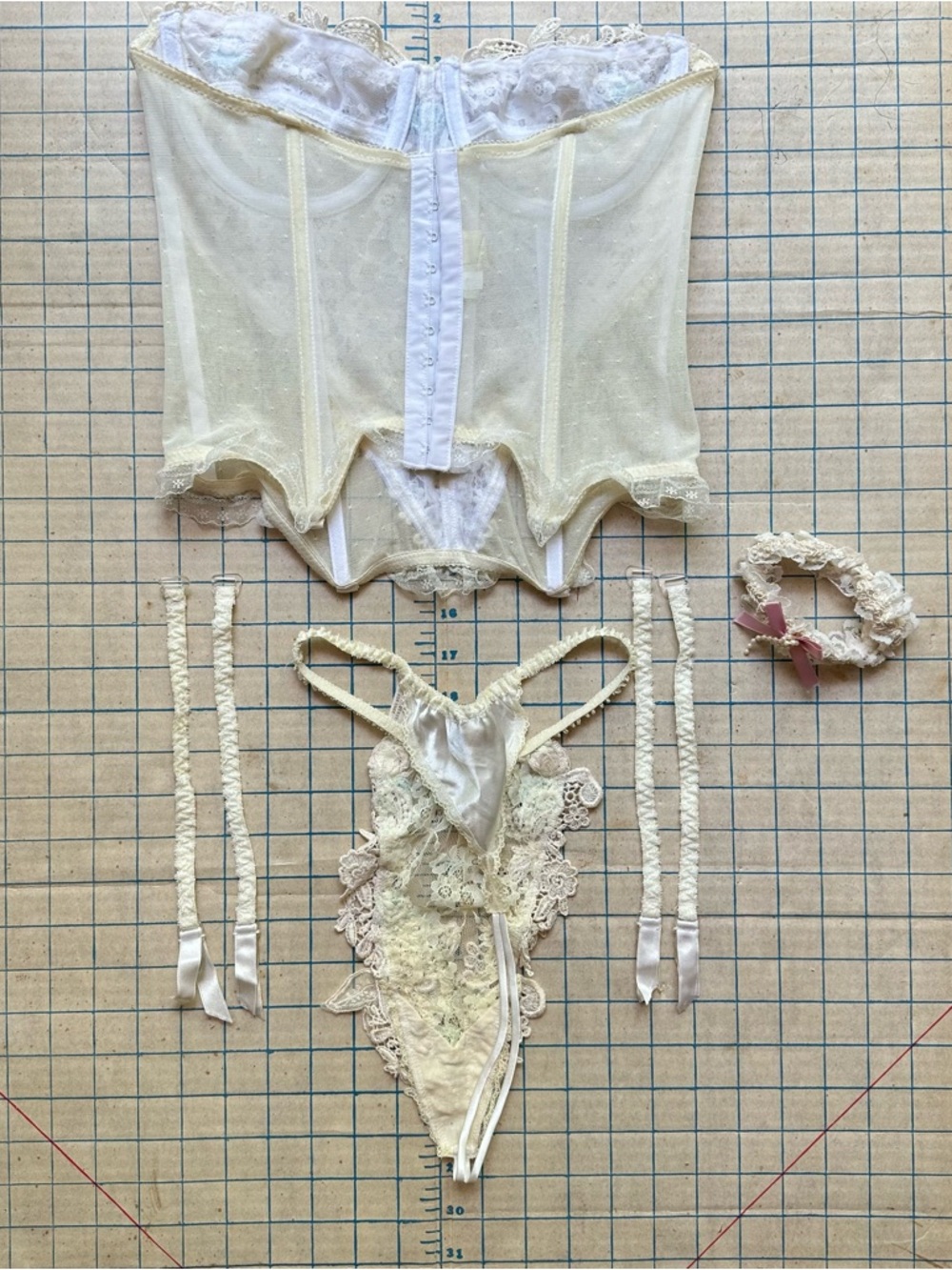 Vintage 80s Victoria’s Secret Gold Label Floral Corset Bustier Panty Garter Set - Picture 9 of 14
